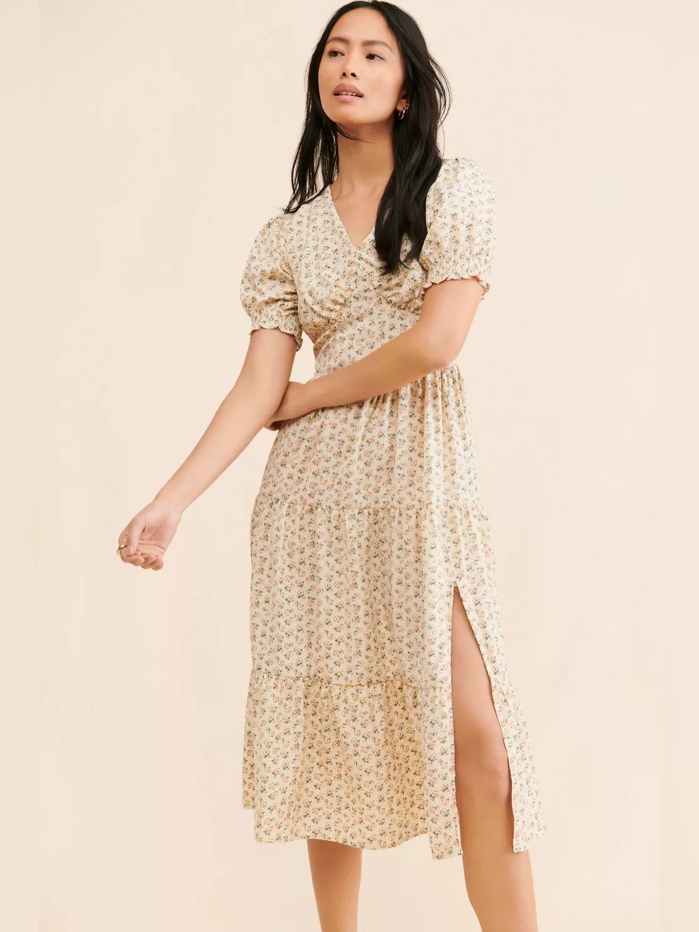 Floral Cream Midi Dress with V-Neck and Short Puff Sleeves
